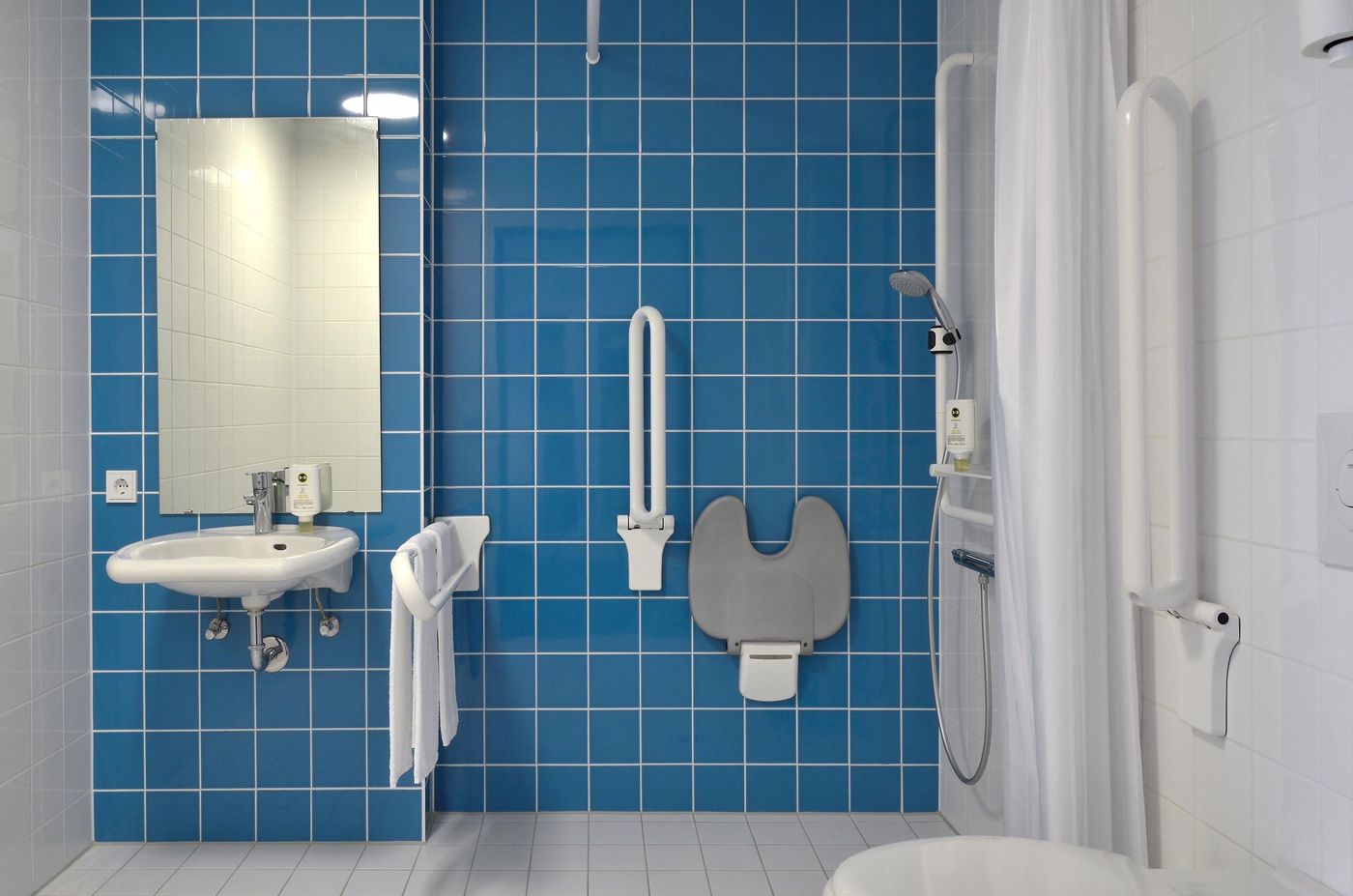 B-B-Hotel-Koln-Messe-Room-49