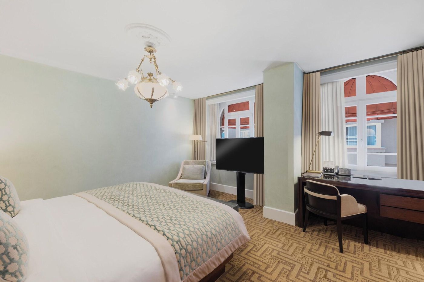 Park-Hyatt-Istanbul---Macka-Palace-Room-54