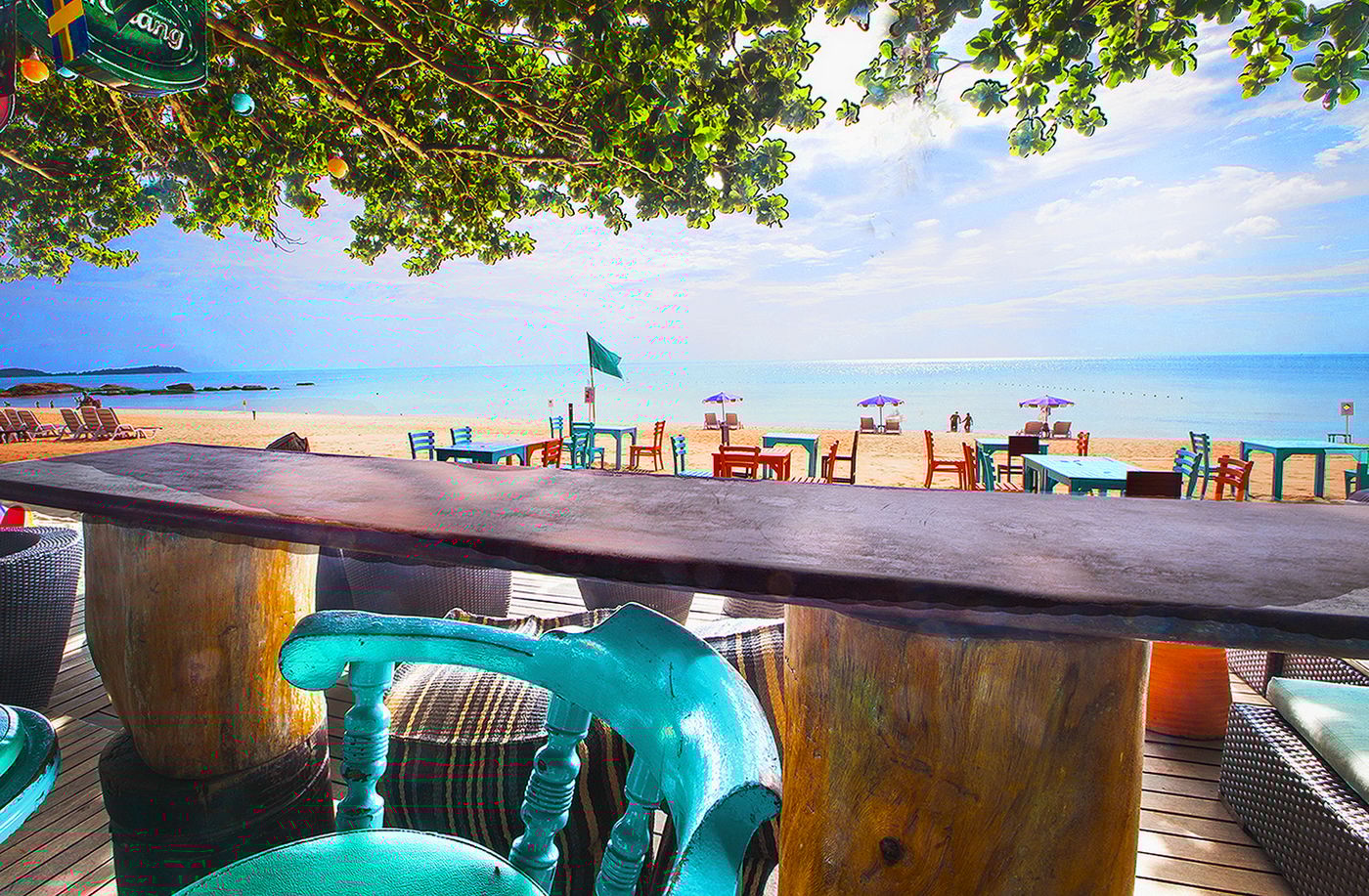 Fair-House-Beach-Resort--SHA-Extra---Bar-60