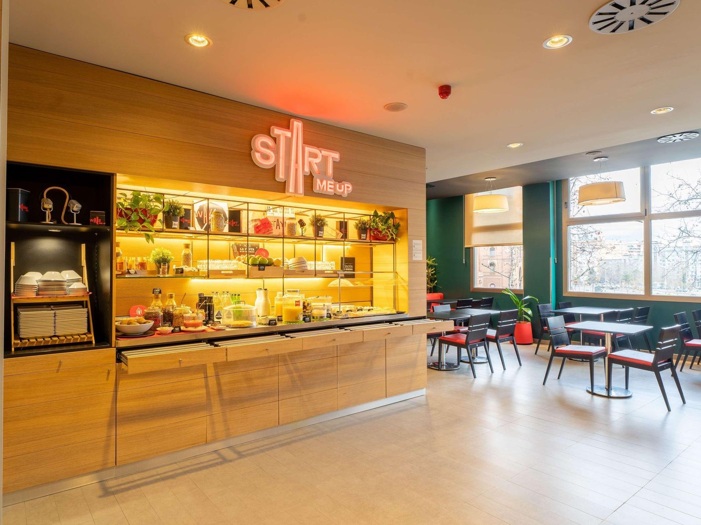 ibis-Madrid-Centro-las-Ventas-Restaurant-17