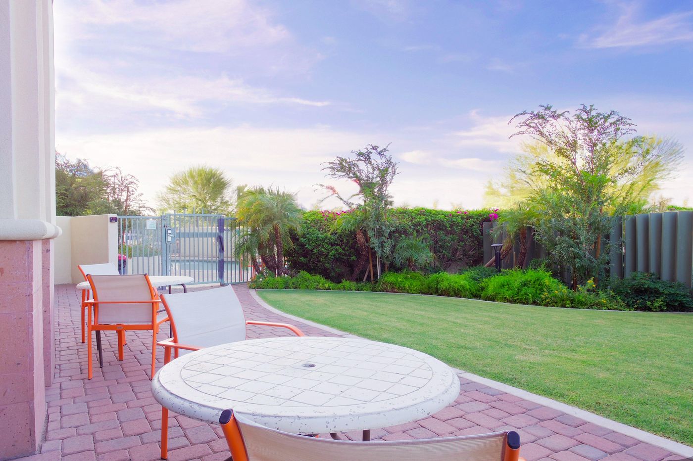 Holiday Inn & Suites Phoenix Airport an IHG Hotel-United States-PHOENIX-General view-2