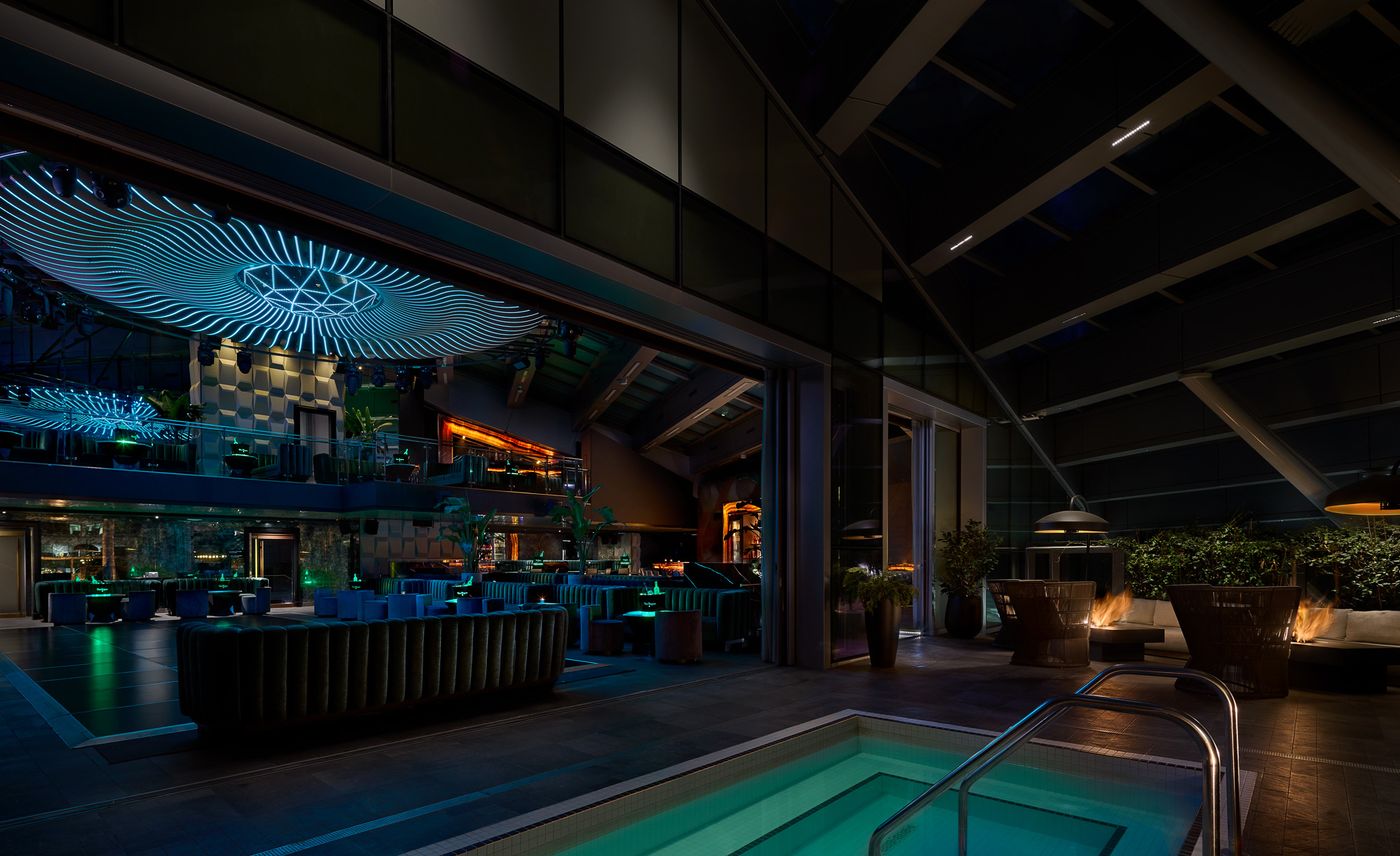 Paradox-Hotel-Vancouver-Bar-27