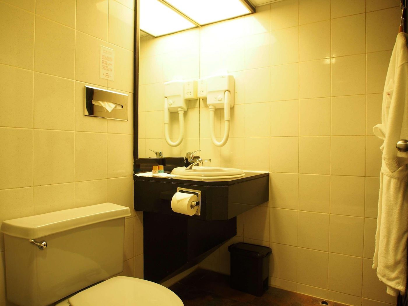Best-Western-Plus-Hotel-Kowloon-Room-10