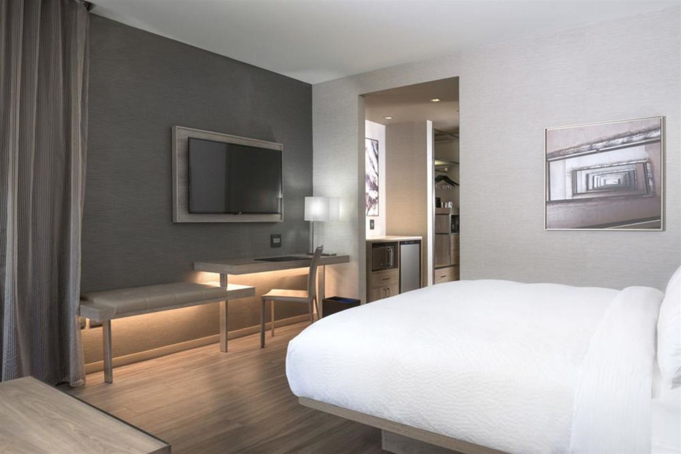 AC-Hotel-Boston-North-Room-22