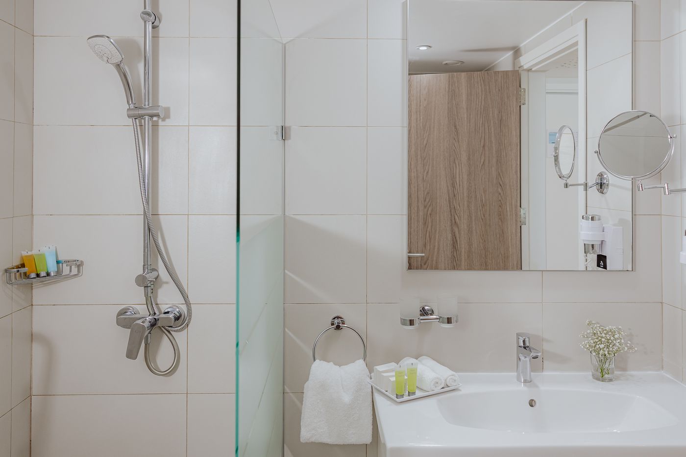 24.12.25 Tasia Maris Sands