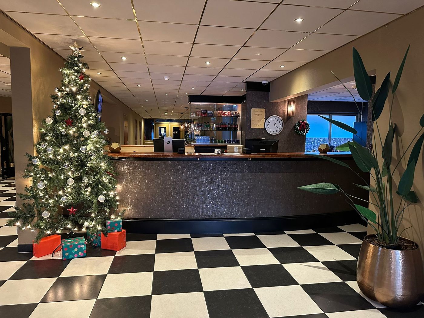 New-West-Inn-General-view-3