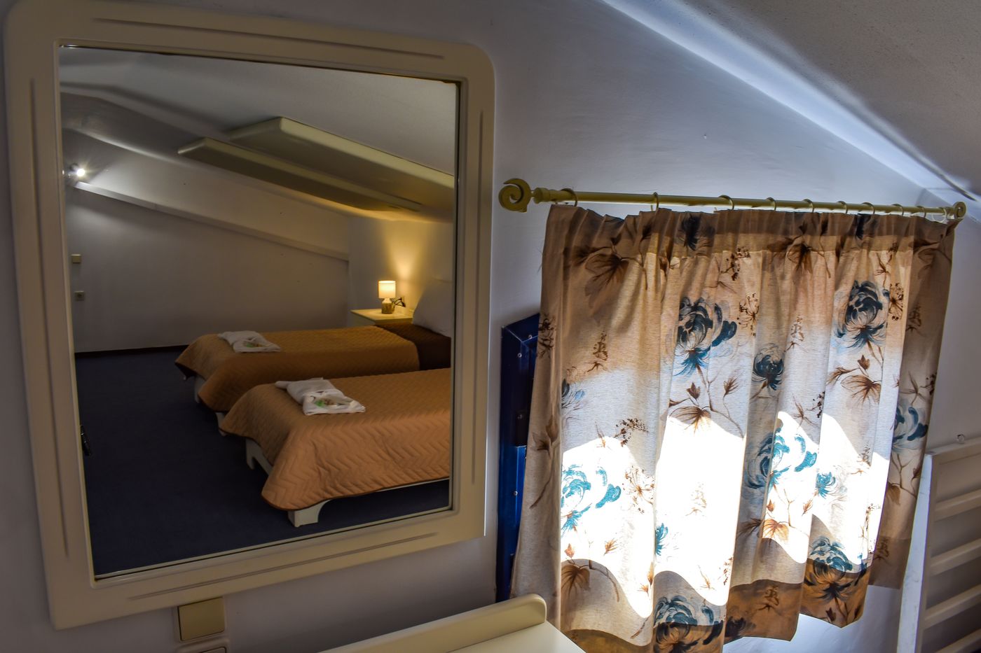 Govino-Bay-Apartments-Room-49