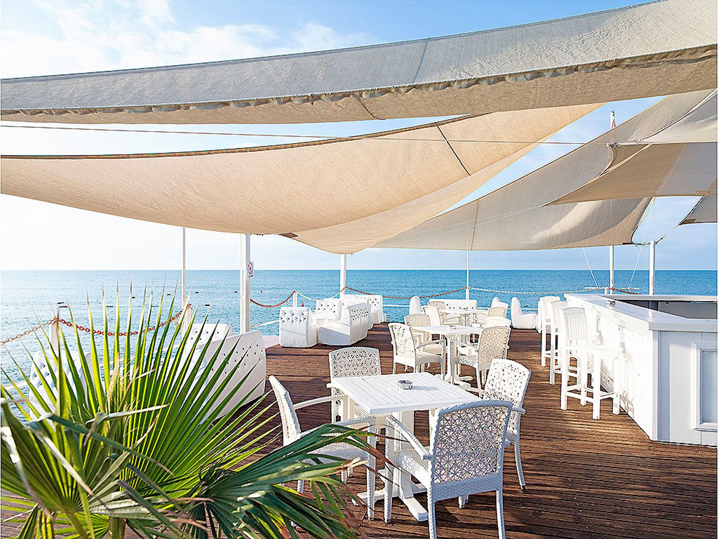 Dobedan-Exclusive-Hotel---Spa-Terrace-85