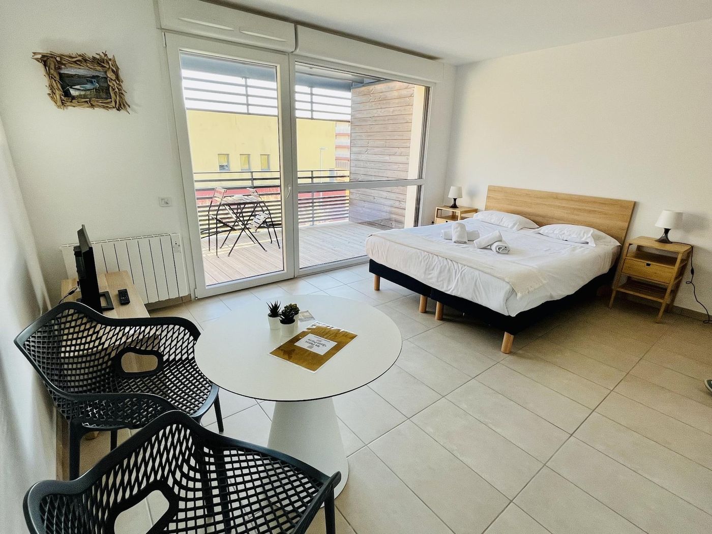 Les Patios De Saint Pierre - France - Palavas-les-Flots - Room - 8