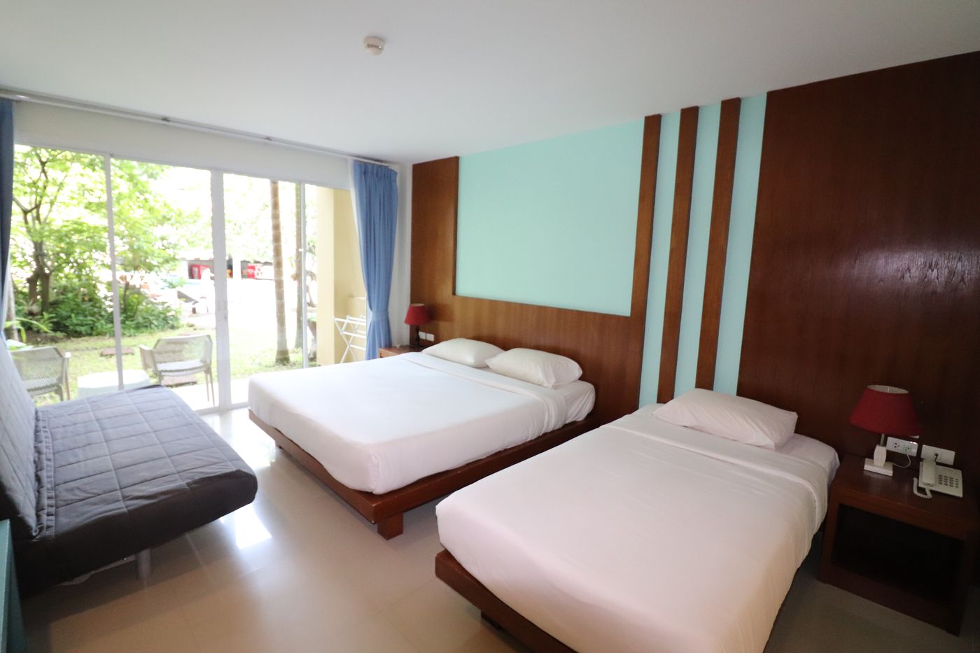 Baan-Karon-Resort-Room-15