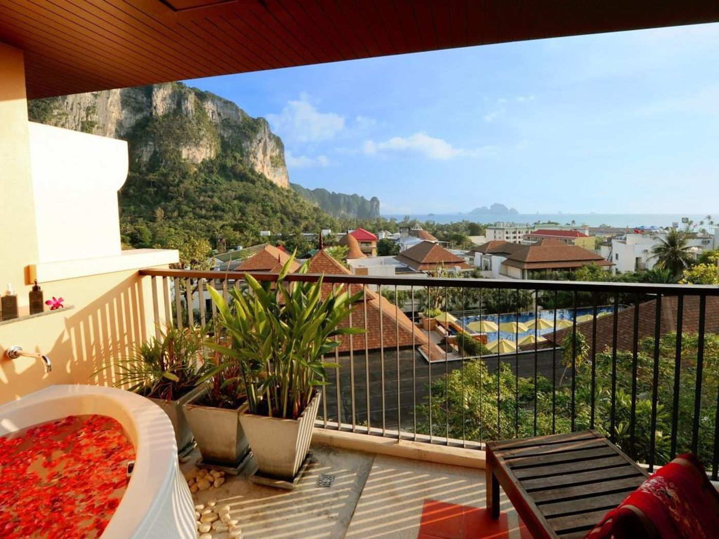 Avani-Ao-Nang-Cliff-Krabi-Resort--SHA-Extra---Room-63