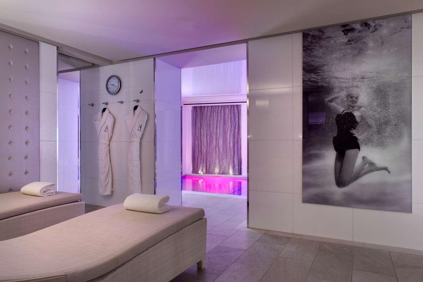 La-Villa-Haussmann-Paris-Sports-and-Entertainment-35