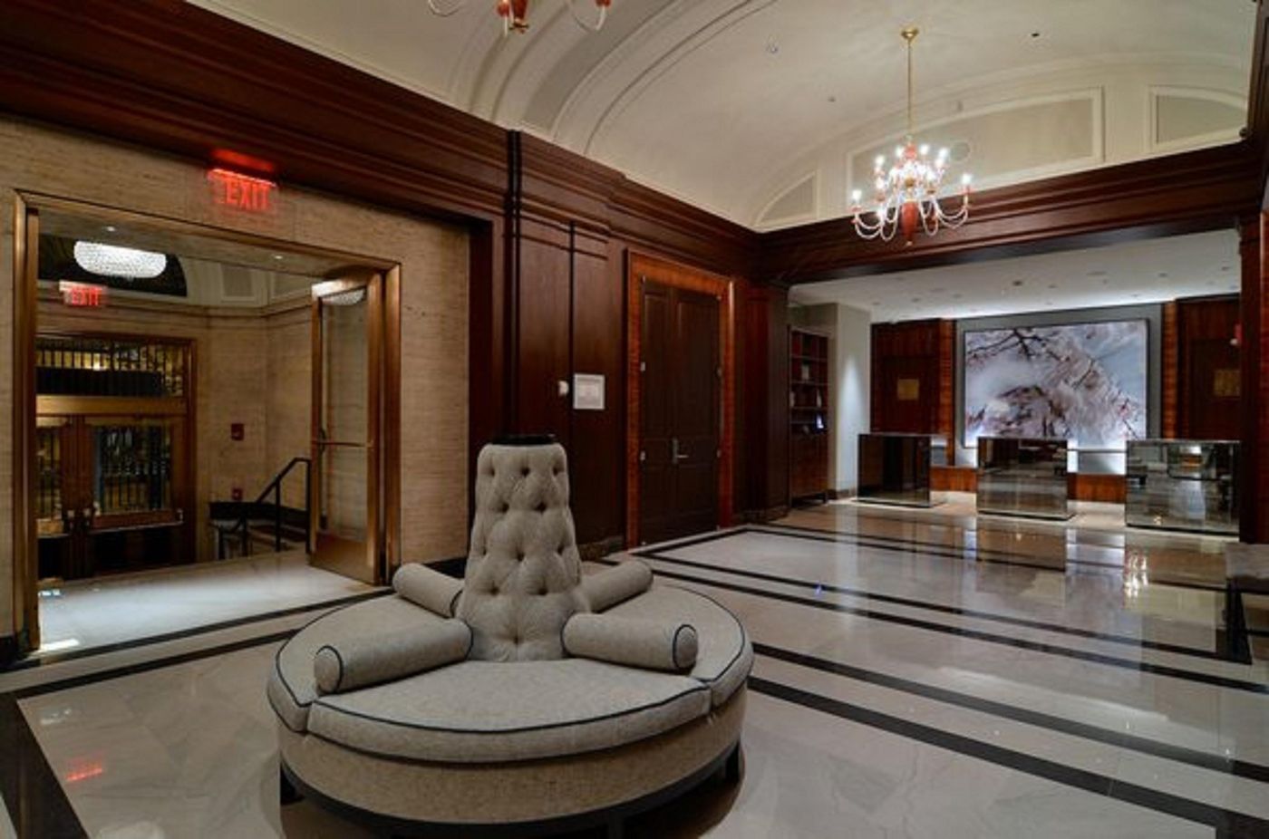 Loews-Boston-Hotel-Lobby-16