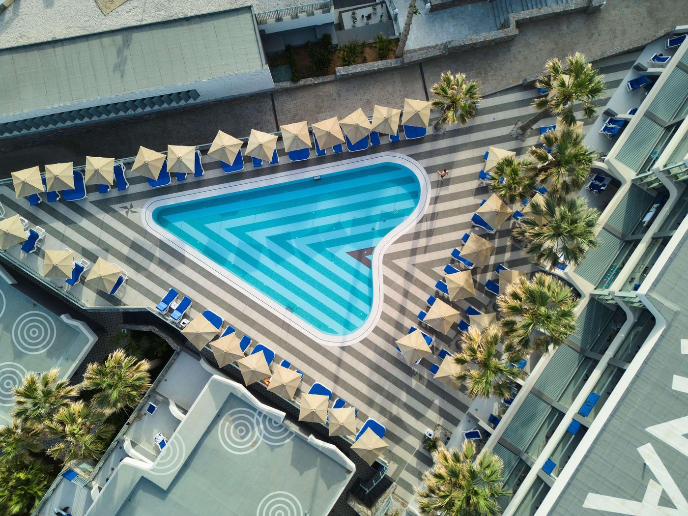 Arina-Beach-Hotel-Pool-17