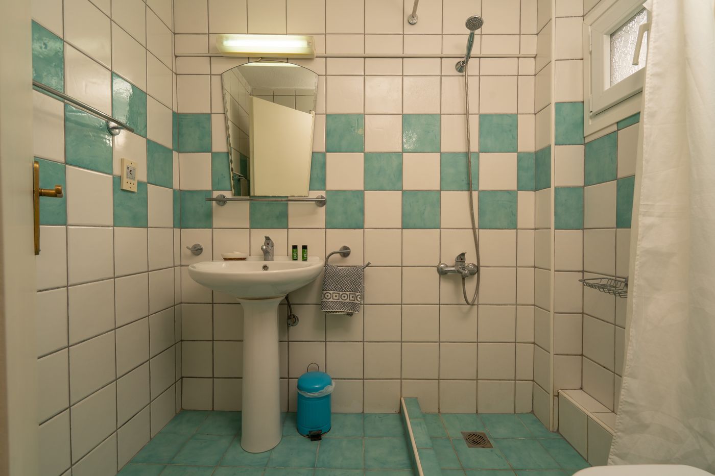 Theo-Bungalows-Room-59