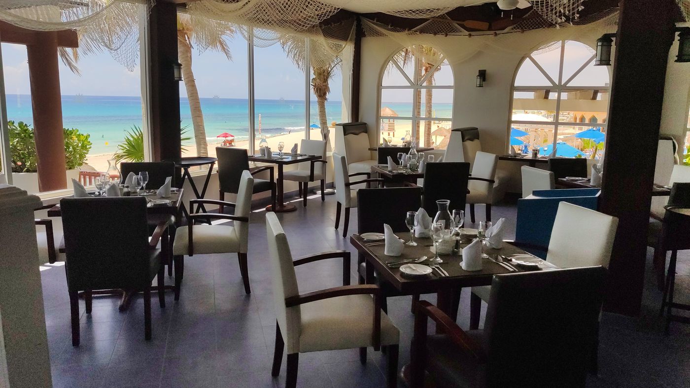 Golden-Parnassus-Resort--Adults-Only-All-Inclusive-Terrace-38