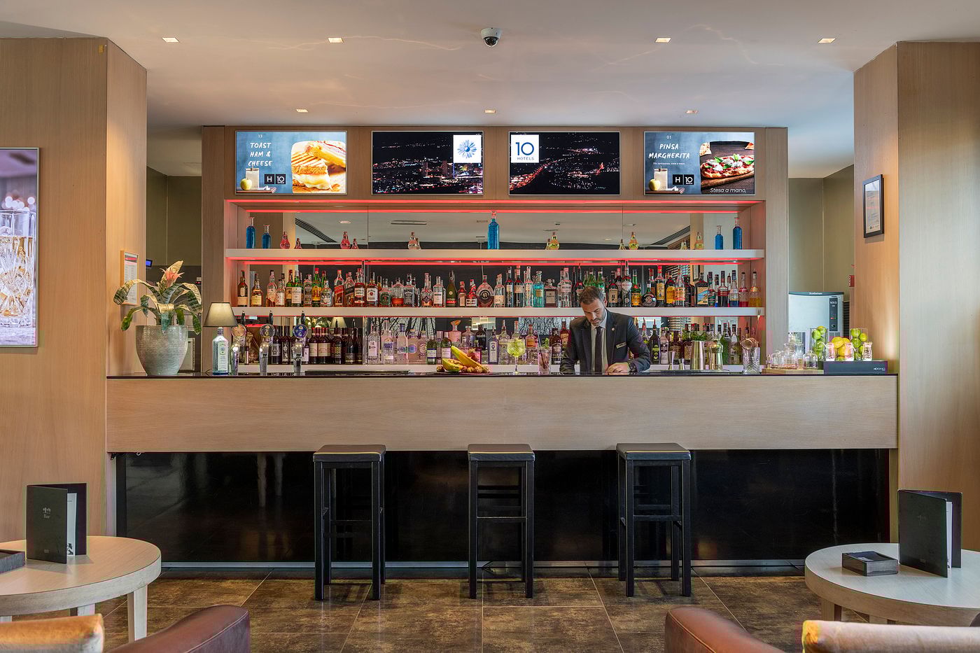 H10-Roma-Citta-Bar-19