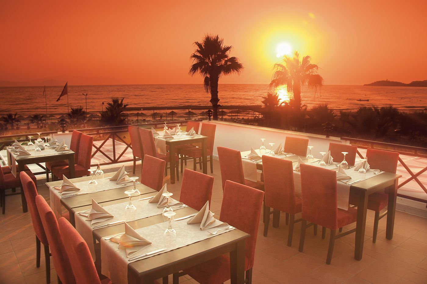 Sentinus Beach Hotel