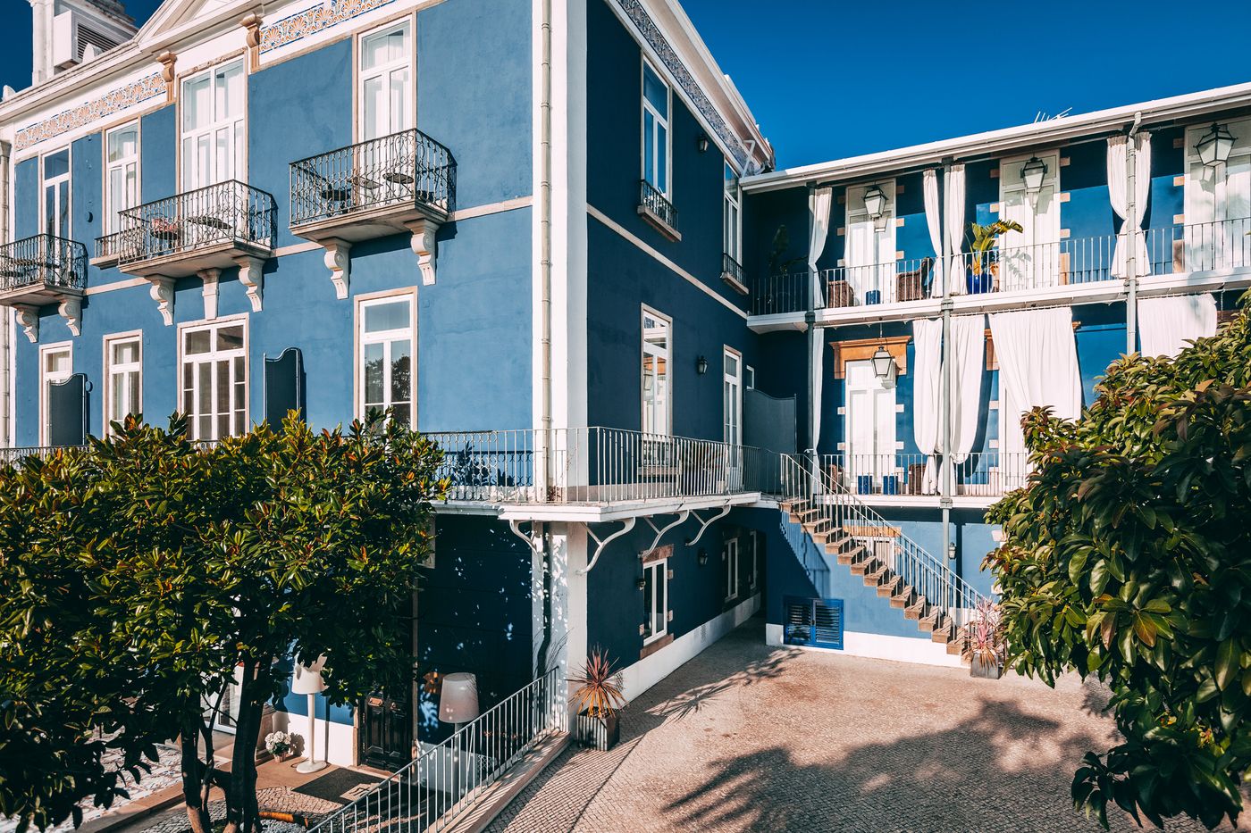 Torel-Palace-Lisboa-Lobby-1