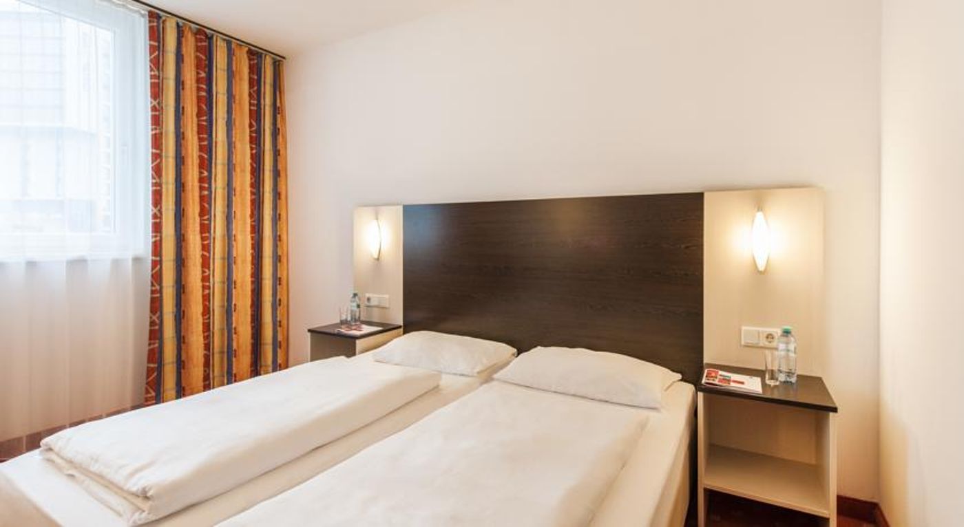 Azimut Hotel Wien - Austria - Vienna - Room - 12