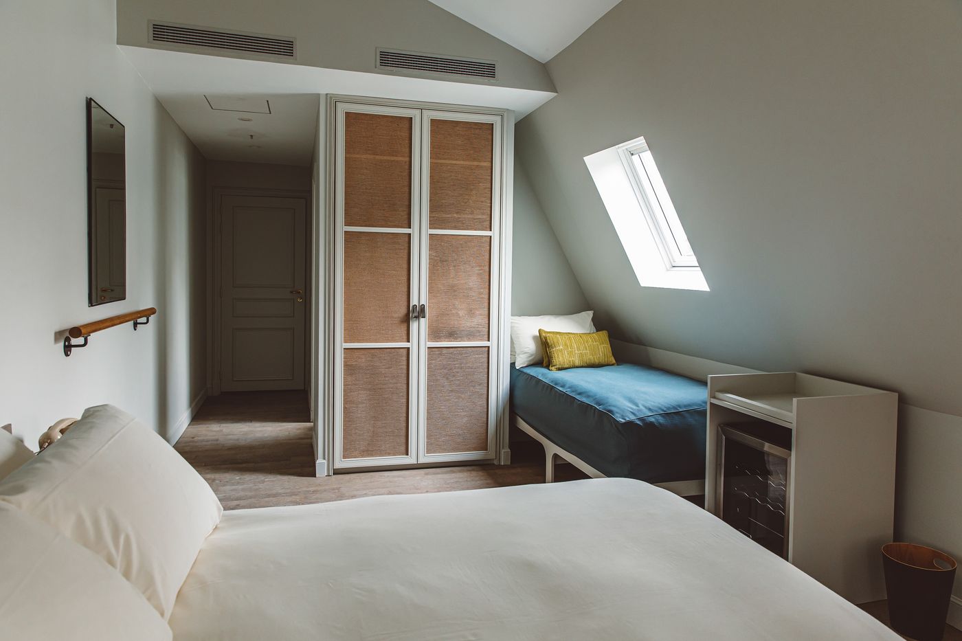 Hoy-Paris-Room-30
