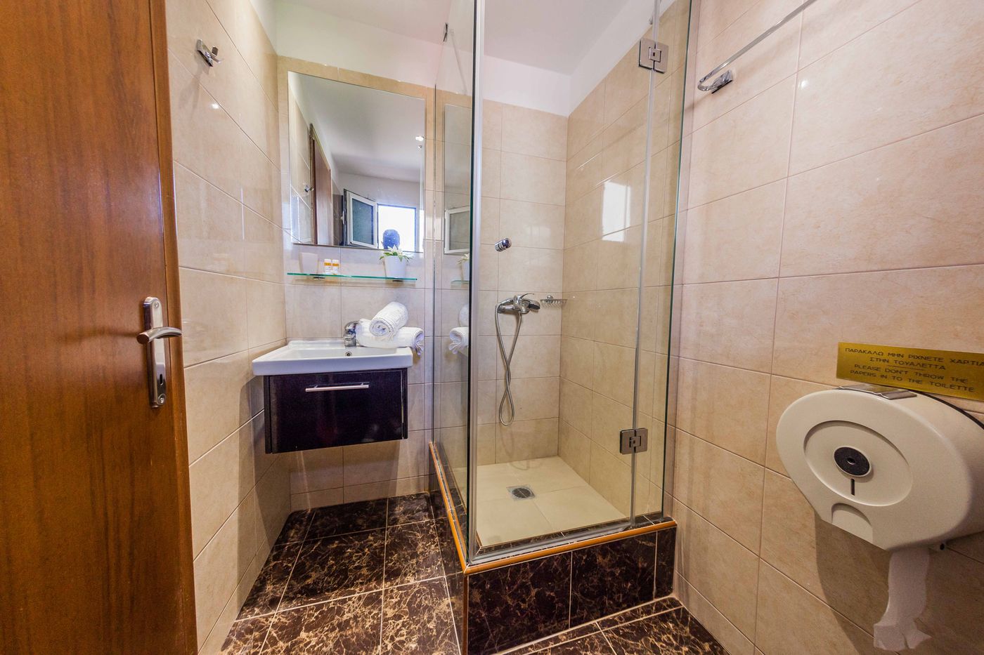 Sarantis-Hotel-Room-22