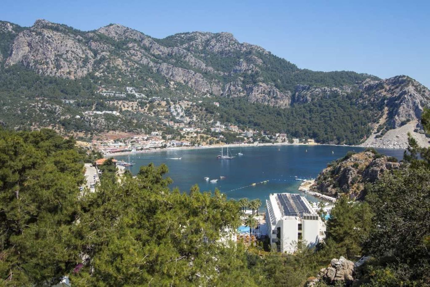 Oz-Can-Hotel---Family-Suites-General-view-36