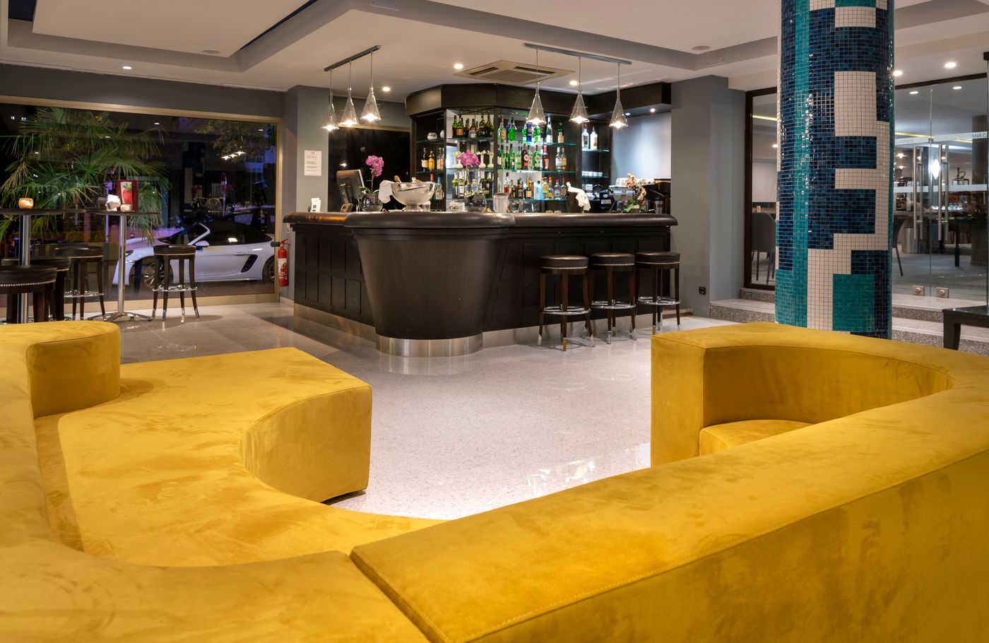 Juliana-Cannes-Bar-37