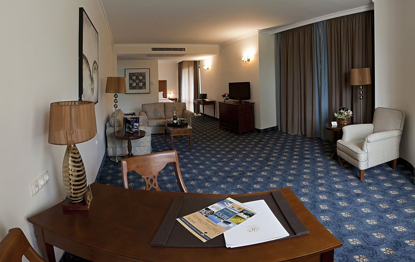 Grand-Hotel---Spa-Primoretz-Room-27