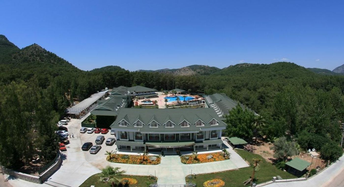 Green Forest Holiday Village
