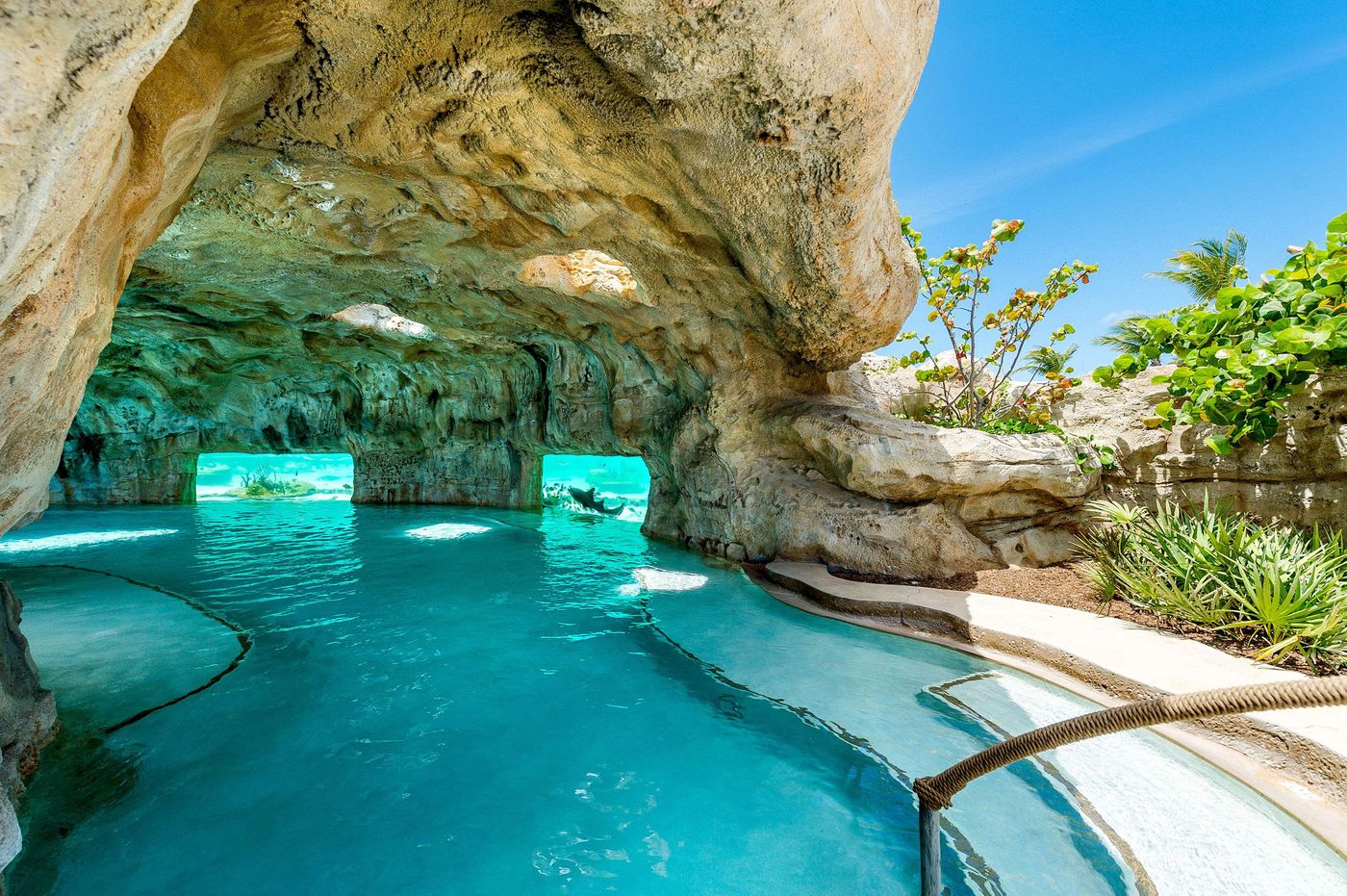 Grand-Hyatt-Baha-Mar-Beach-13