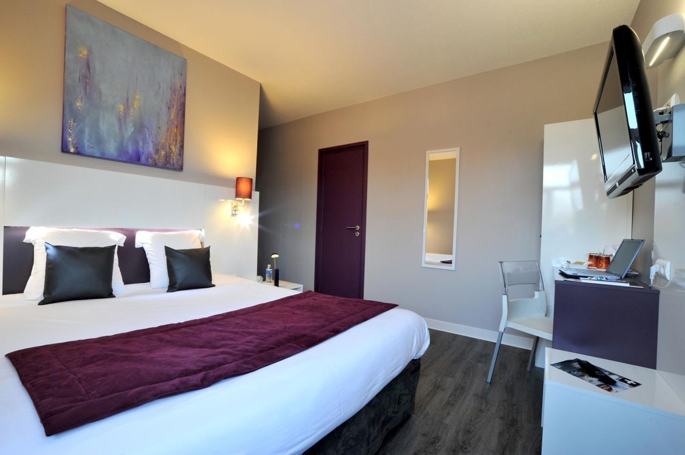 The Originals City, Hôtel Novella Premium, Nantes-France-CARQUEFOU-Room-10