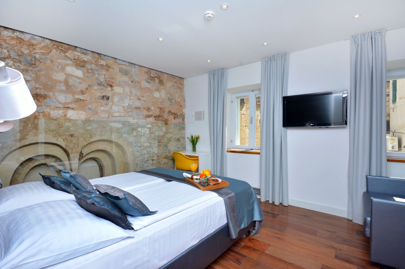 Heritage-Jupiter-Luxury-Hotel-Room-10