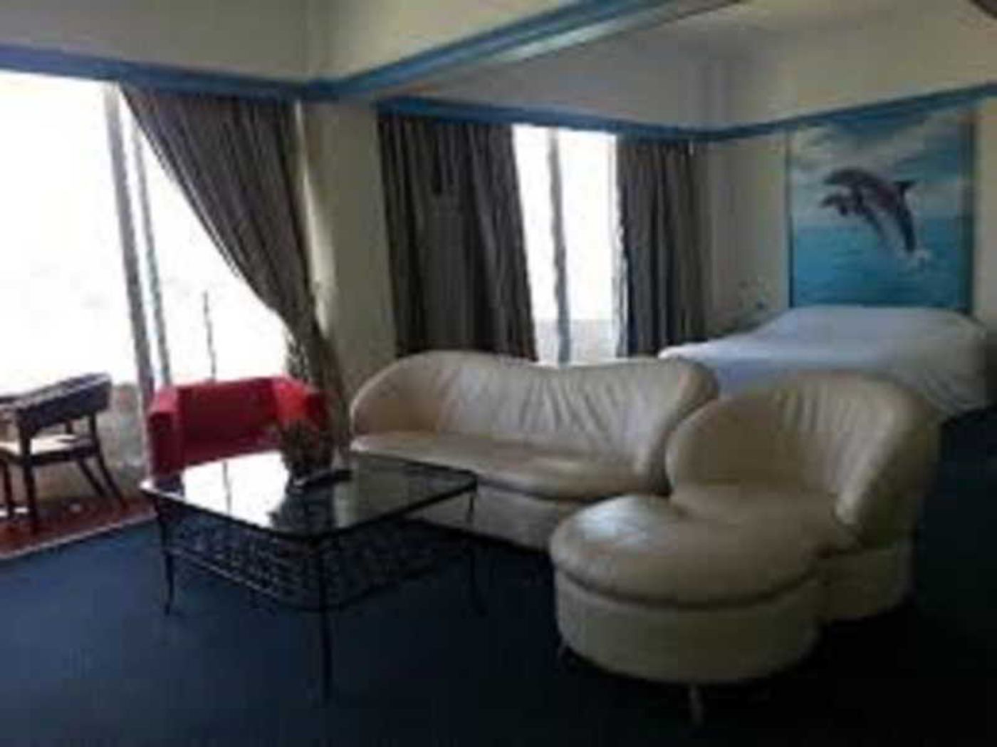 The Warwick-Hong Kong – China-CHEUNG CHAU-Room-8