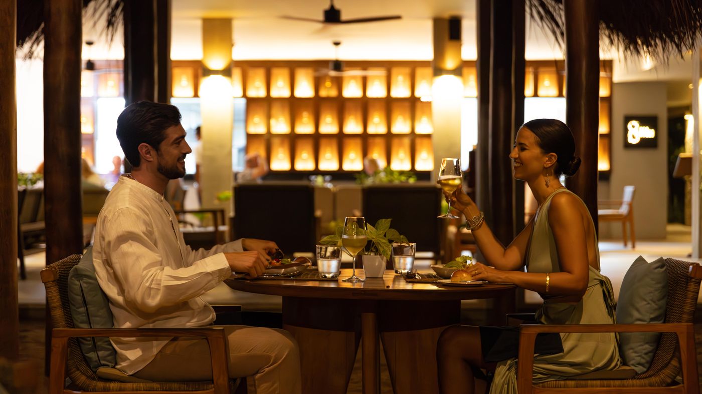 Cinnamon-Bentota-Beach---Signature-Selection-Bar-54