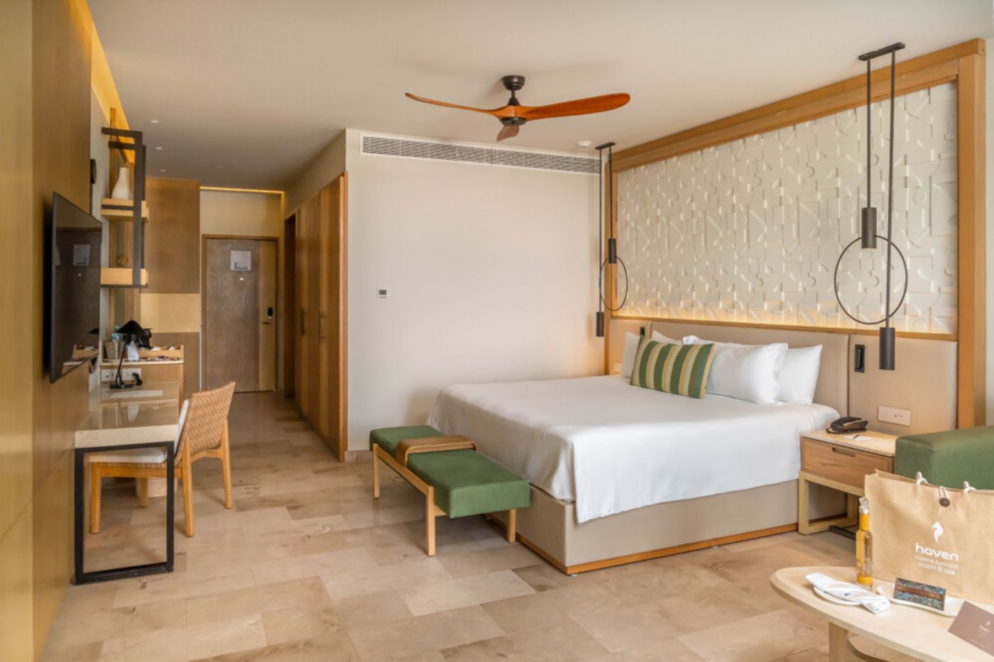 Haven Riviera Cancun 19.03