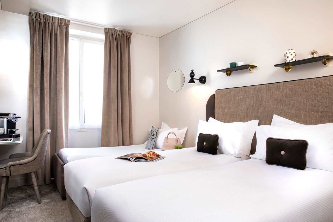 Eiffel-Saint-Charles-Room-4