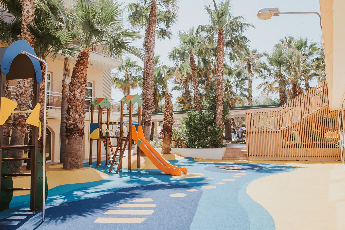 Palas-Pineda-Sports-and-Entertainment-71