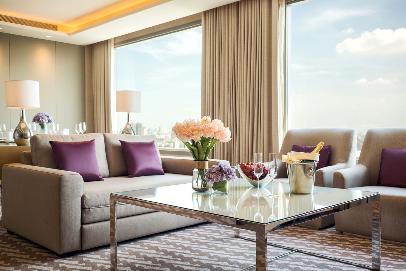 AVANI--Riverside-Bangkok-Hotel-Room-13