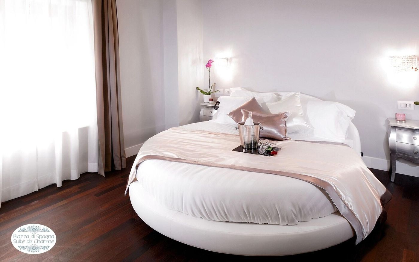 Piazza-Di-Spagna-Suite-De-Charme-Room-17