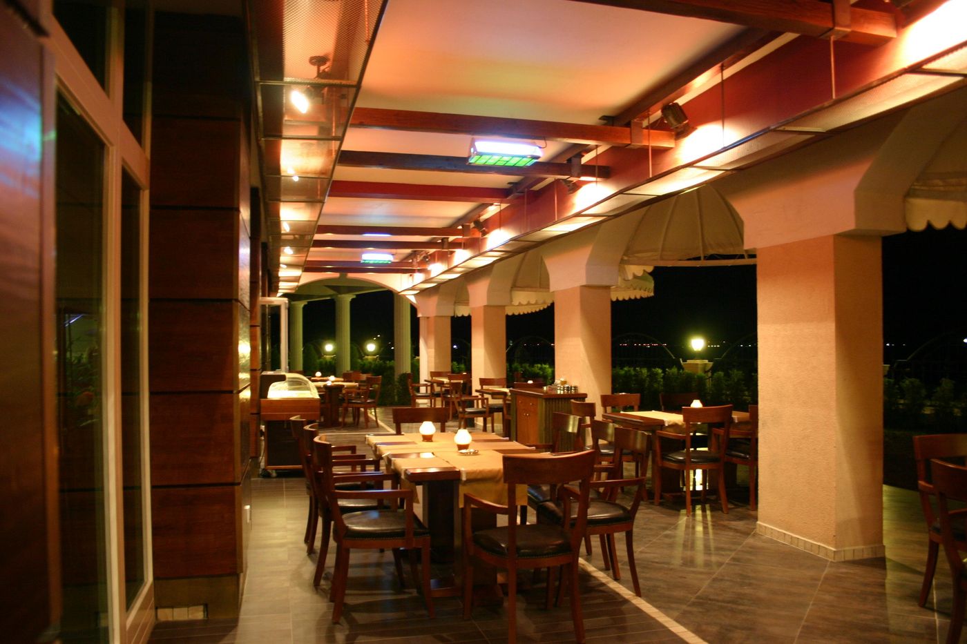 Sunset-Resort-Restaurant-58