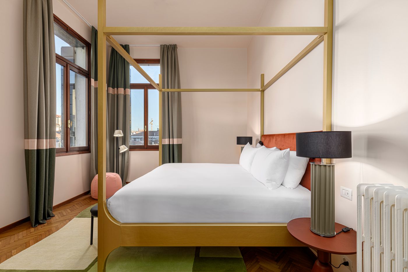 Palazzo-Dei-Fiori-By-Room-Mate-Room-52