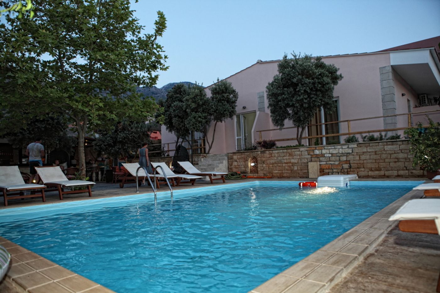 Niriides Beach Hotel