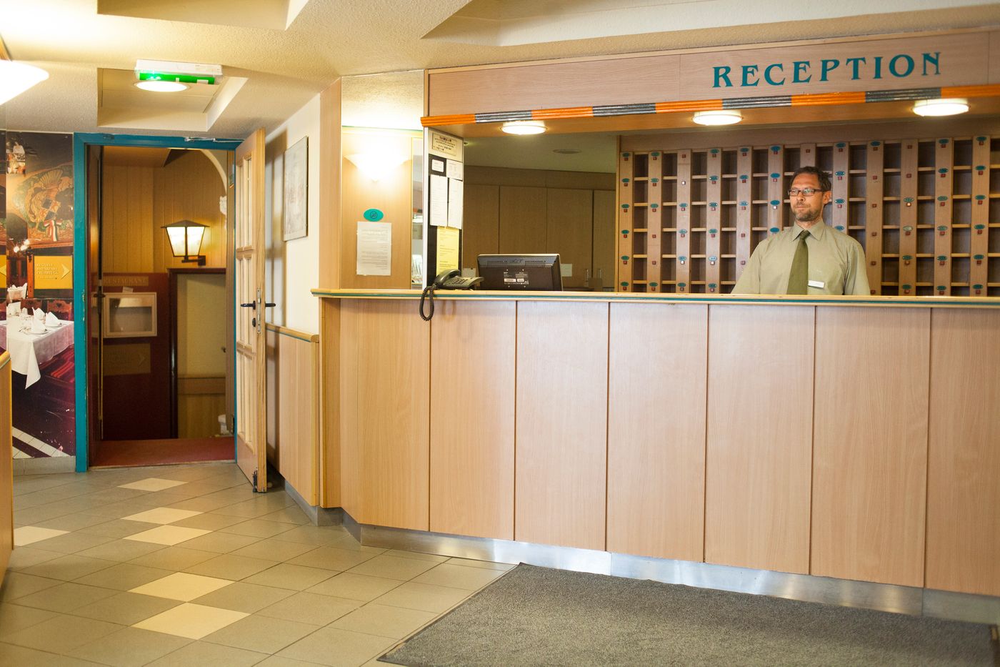 City-Hotel-Matyas-Lobby-9