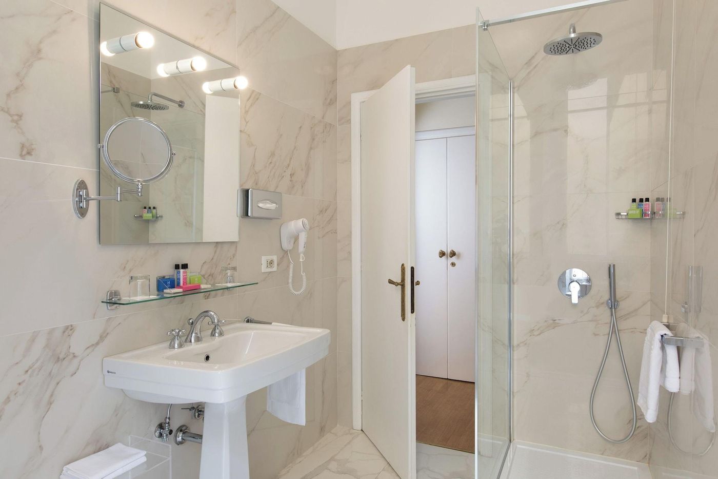 Hotel-Quirinale-Room-41