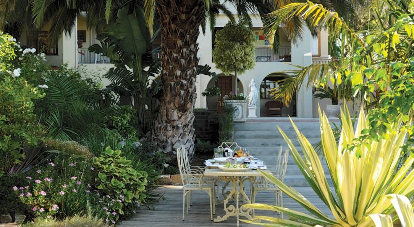 The-Clarendon-Fresnaye-Hotel-Terrace-8