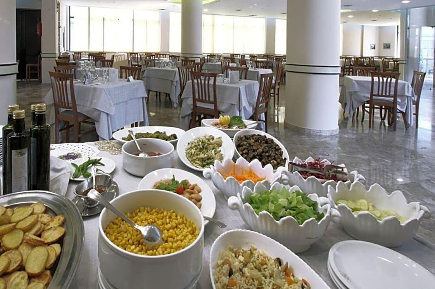 Hotel-Blurelda-Lobby-30