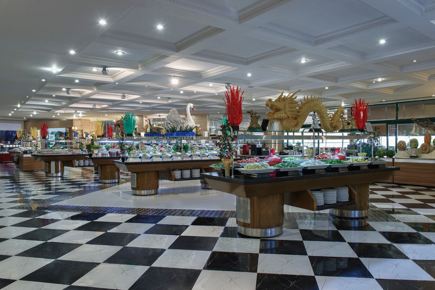 Delphin-Deluxe-Restaurant-22