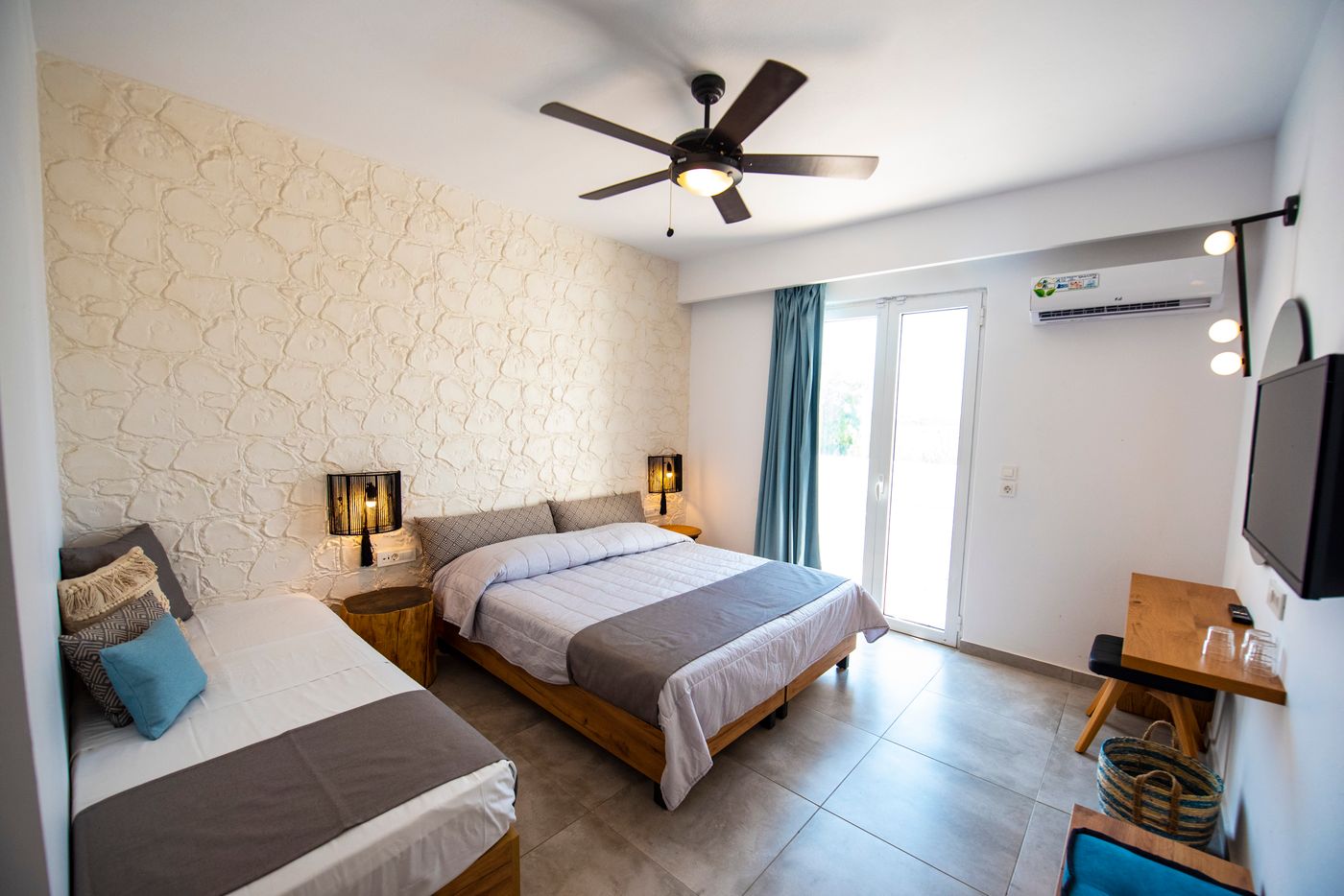 Summer-Village-Hotel-Room-20