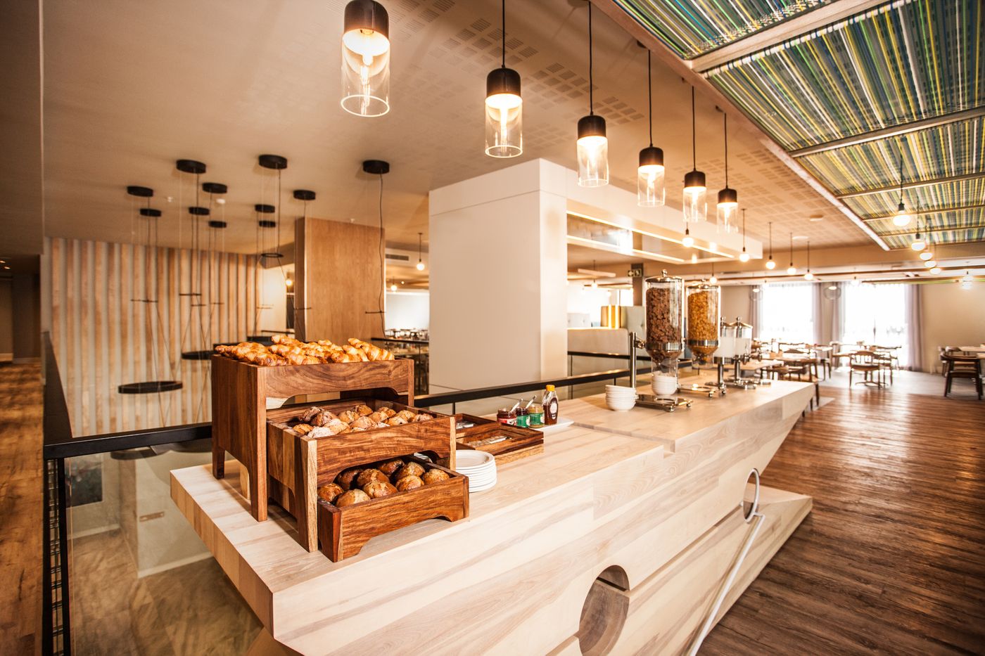 StayEasy-Cape-Town-City-Bowl-Restaurant-12